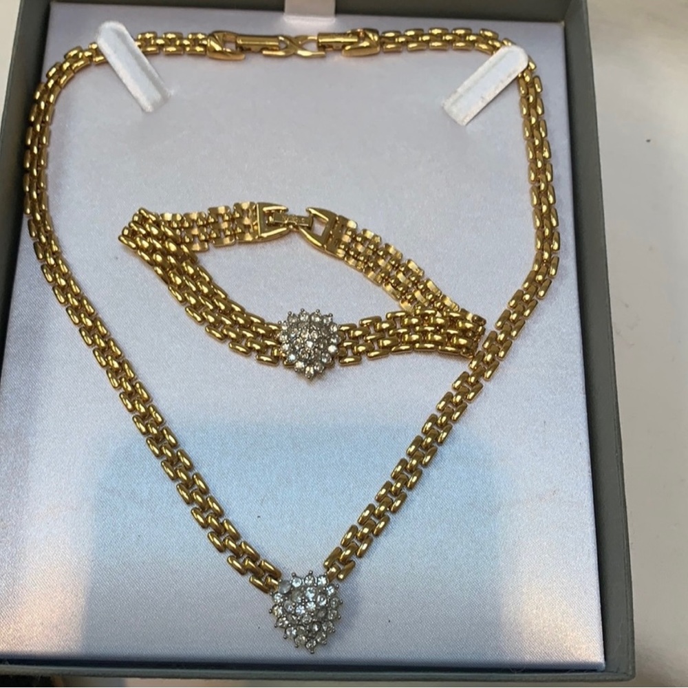 D'OrLan necklace and Bracelet